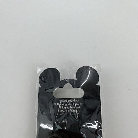 NEW DISNEY PARKS Vinylmation 3D Pin Cruise Life Boat Trading Pin - Picture 6 of 7